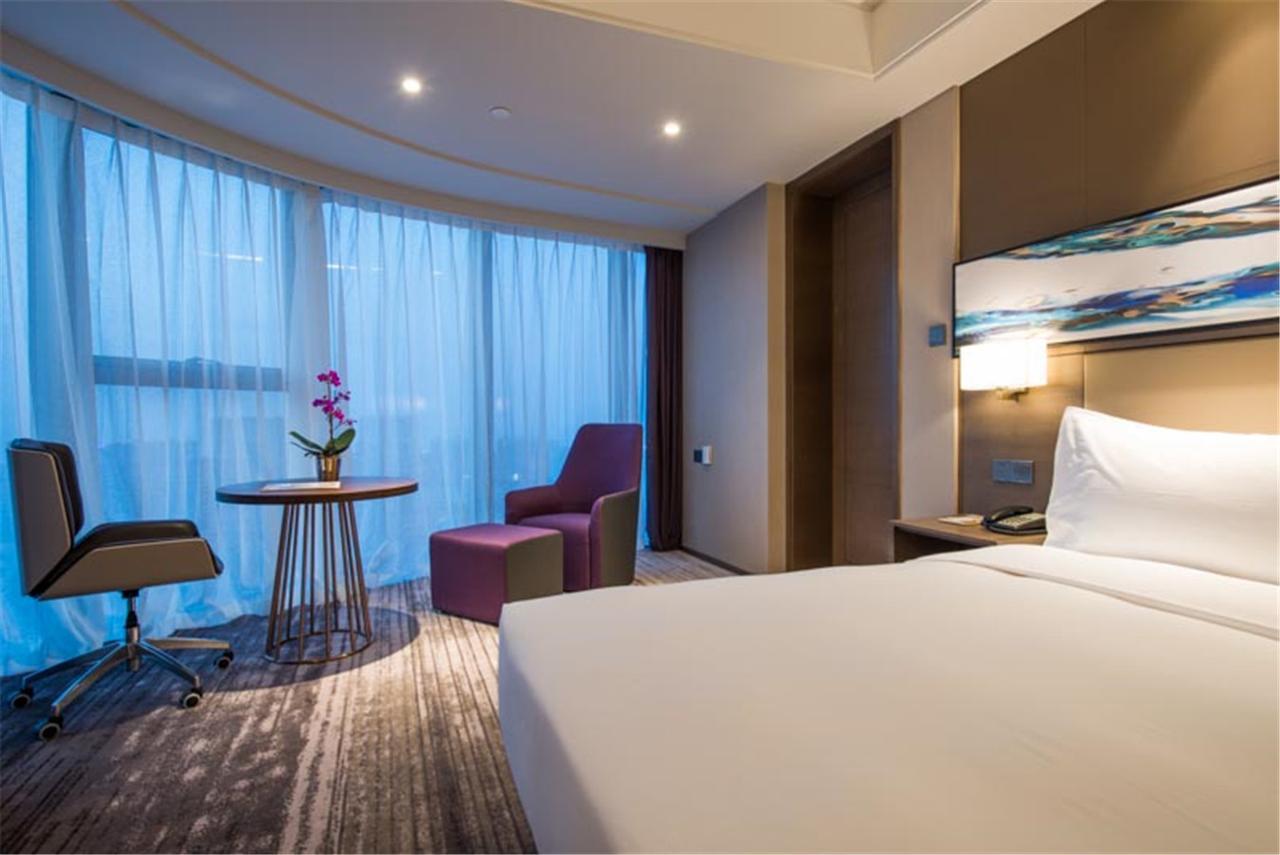 Mercure Yantai Golden Beach Hotel Exterior photo